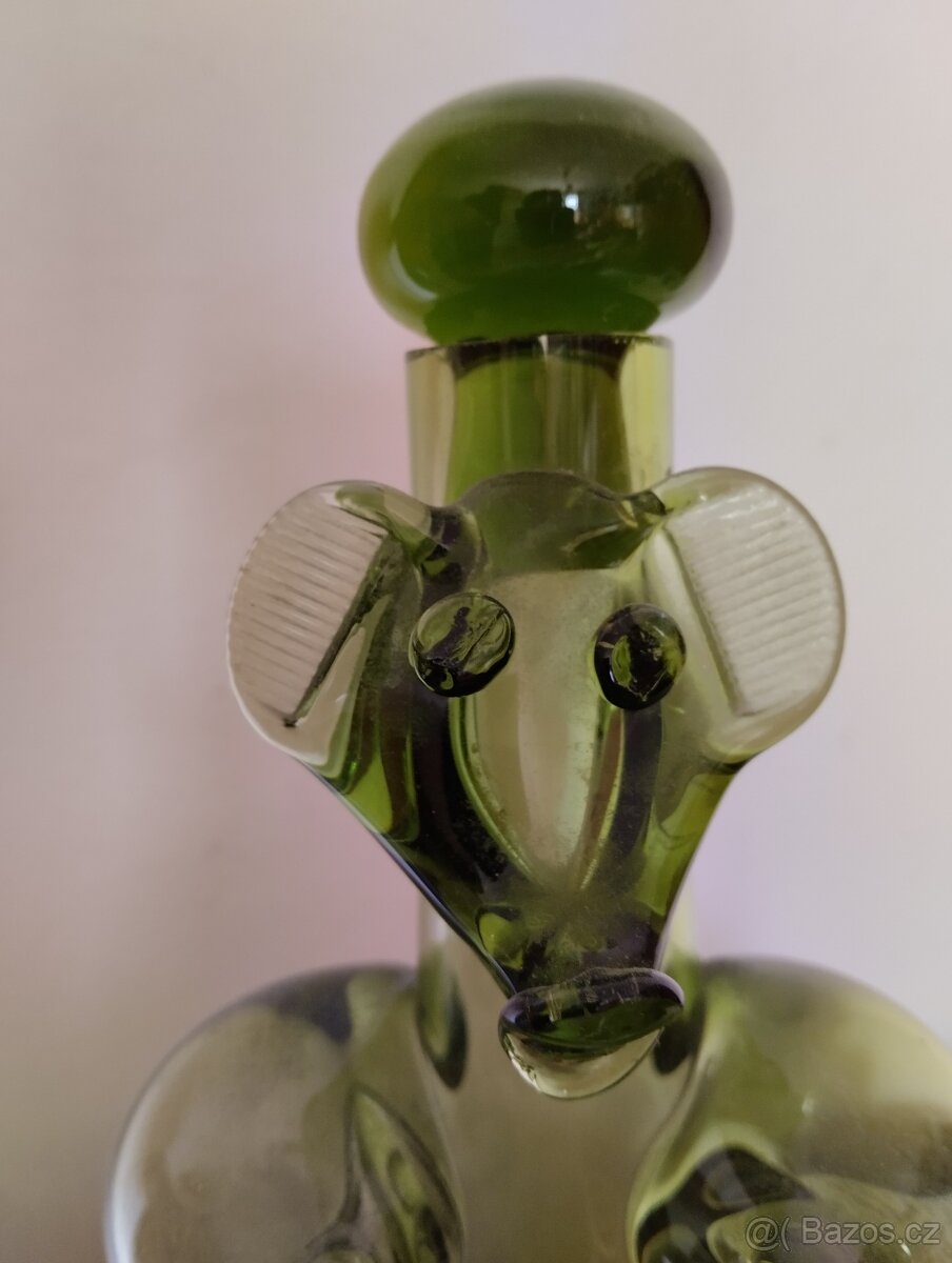 SKLENĚNÁ RETRO KARAFA MEDVĚD - 2