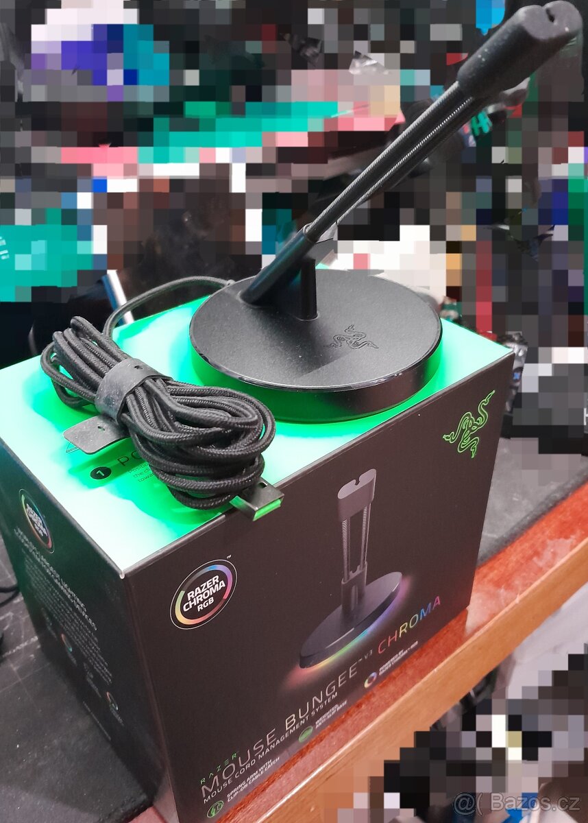 Držák kabelu Razer Mouse Bungee V3 Chroma - 2