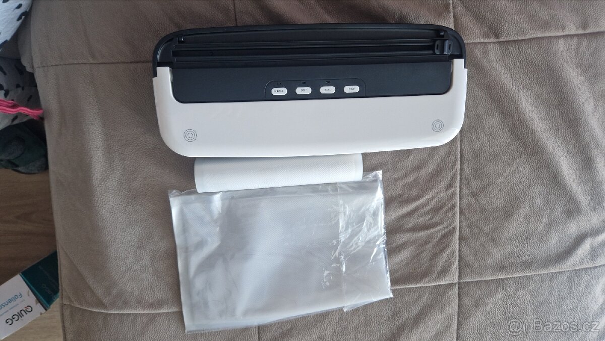 Vakuová svářečka folií - 2