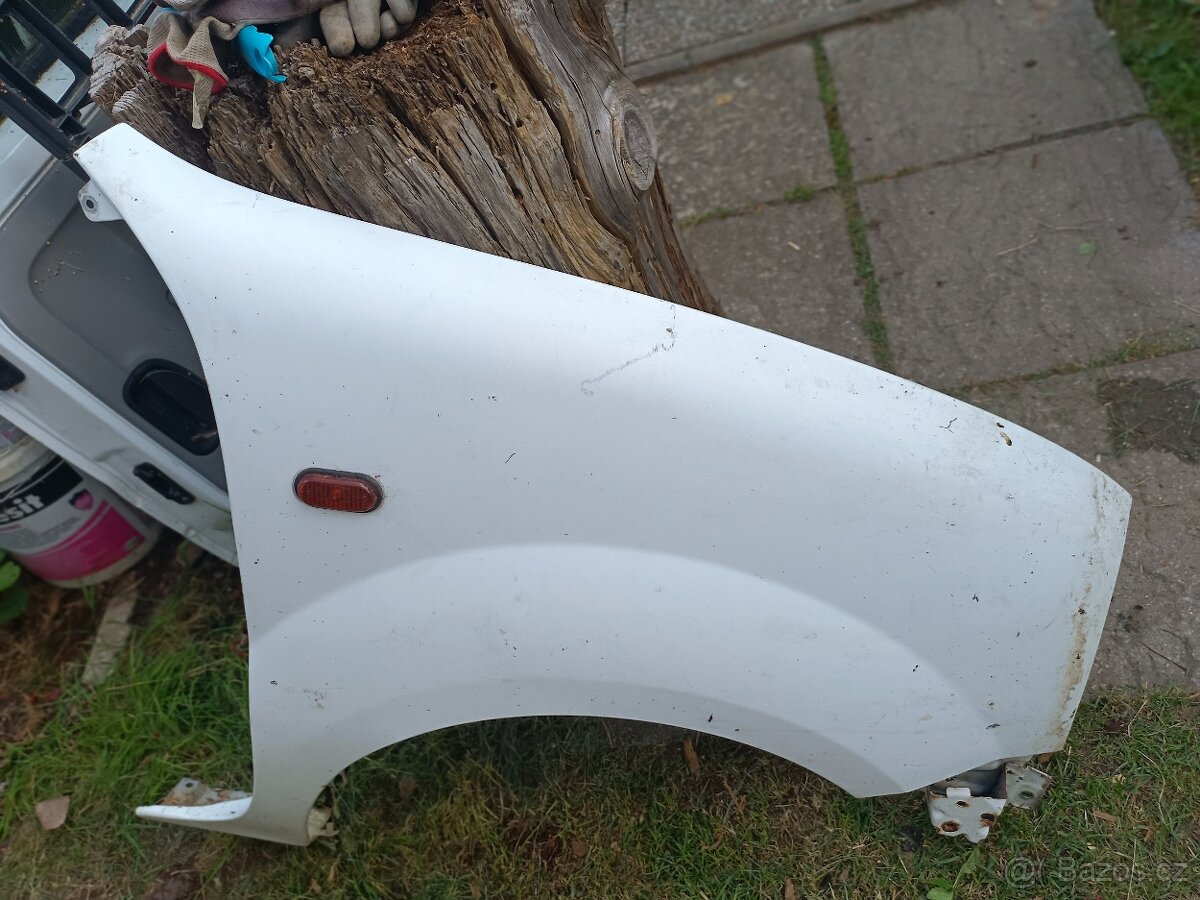 Plechy na Renault Kangoo rv 2003-2008 - 2