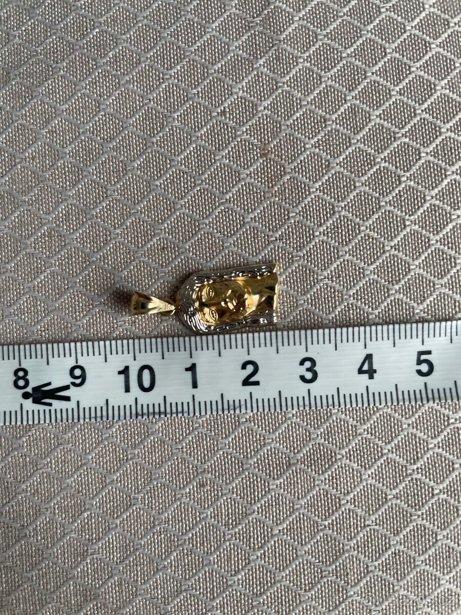 Zlatý přívěšek Ježíš - 2