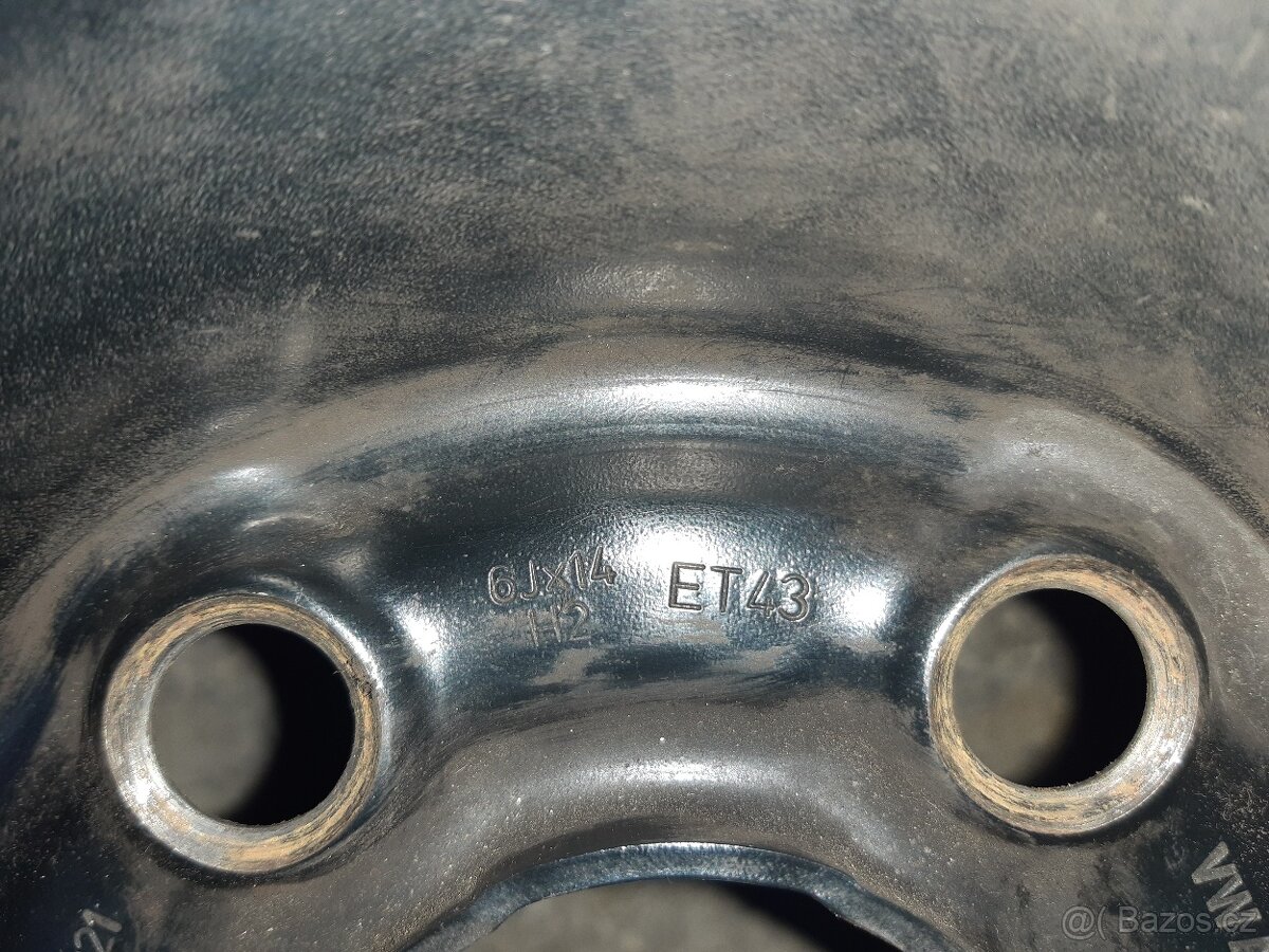 Sada kol s letními pneumatikami - 2