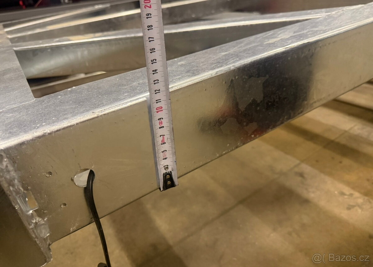 Prodám valník / plato české výroby 2000Kg - 2