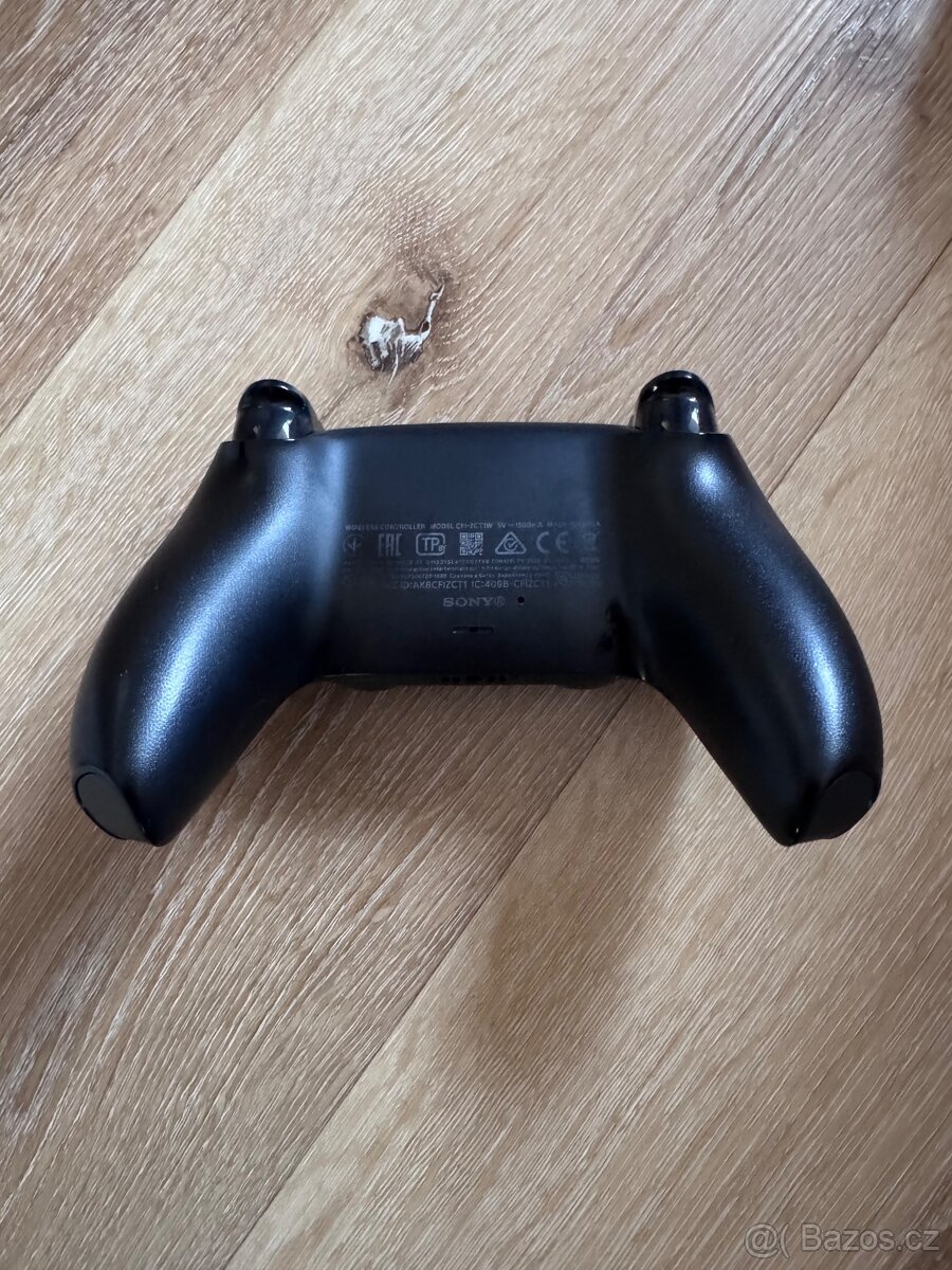 PS5 Dualsense ovladač - 2