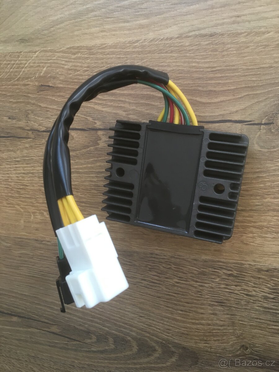 Regulator Moto Guzzi V7 2014 - 2016 - 2