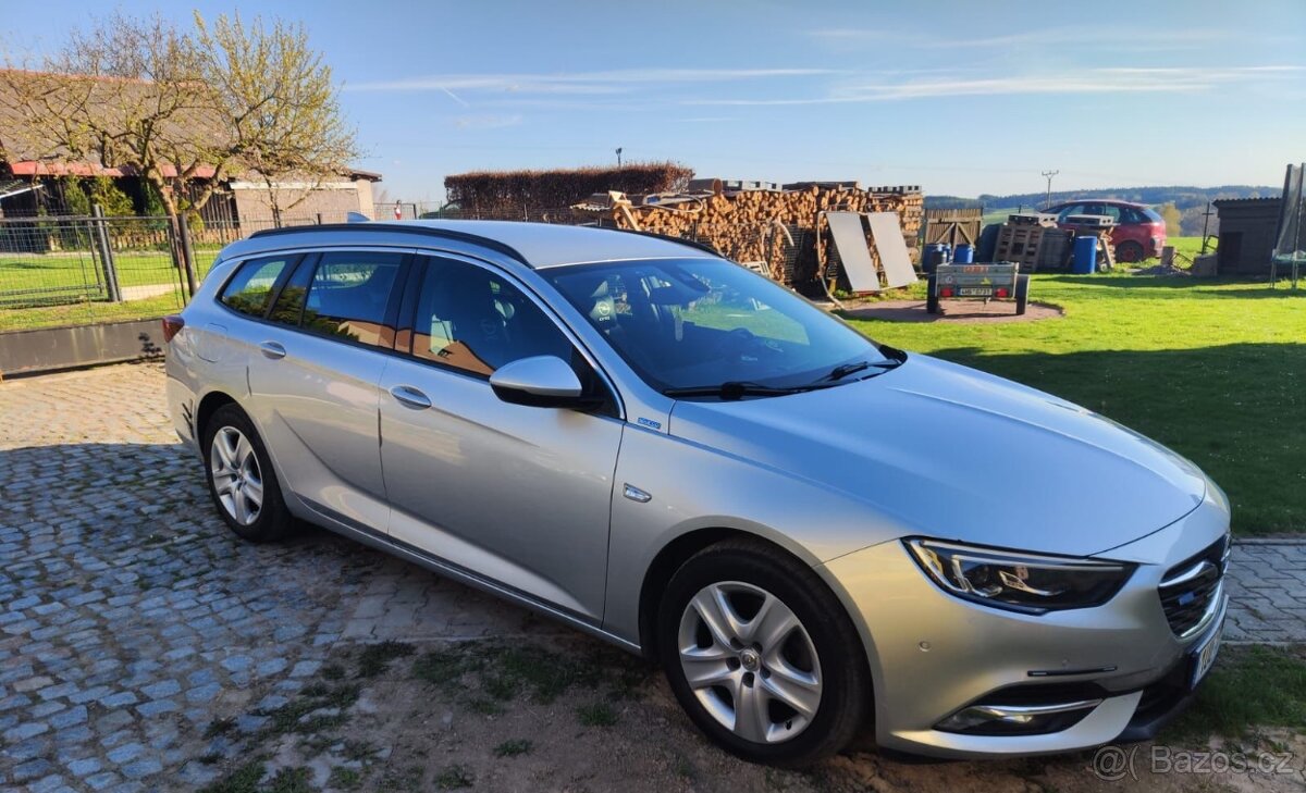 Insignia sports tourer 1,6 nafta - 2