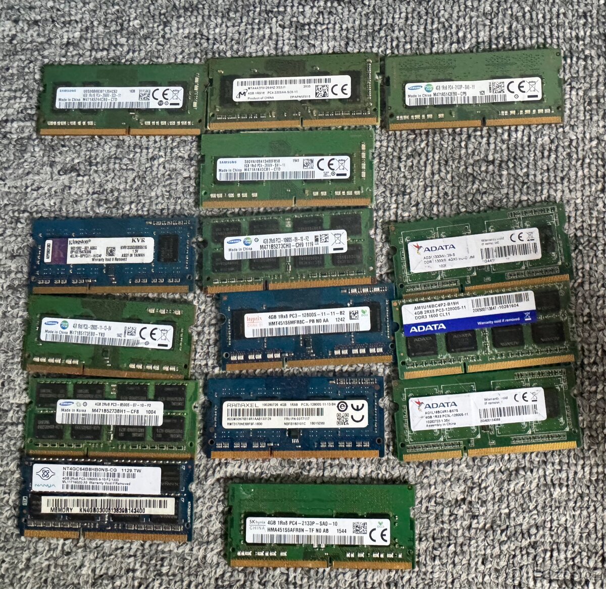 Paměti ram DDR4, DDR3, DDR2 - 2