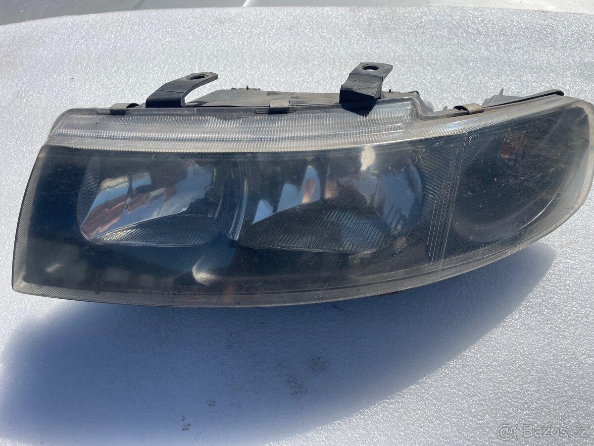 Prodám přední světla seat leon 1m - 2