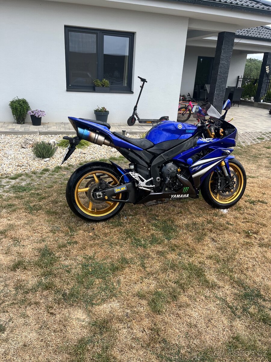 YAMAHA R1 2007 - 2
