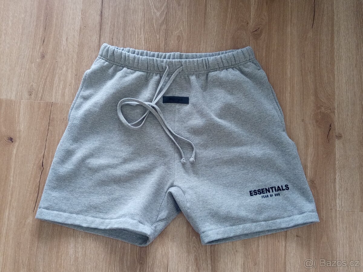 Essentials šedé kraťasy – XL - 2