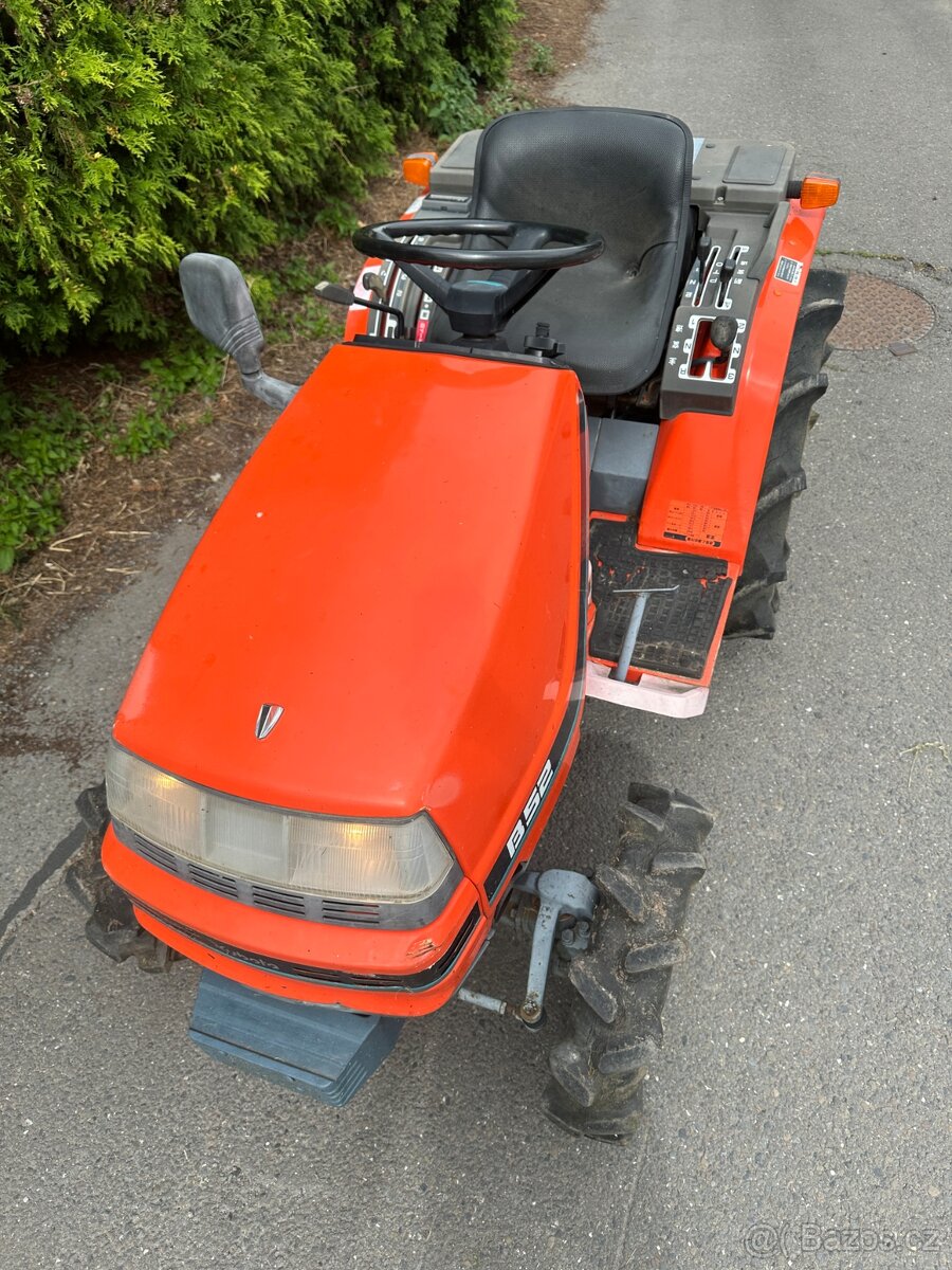 Traktor Kubota B52, malotraktor - 2