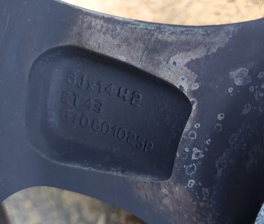 Škoda Fabia 1 sada alu kol - 2