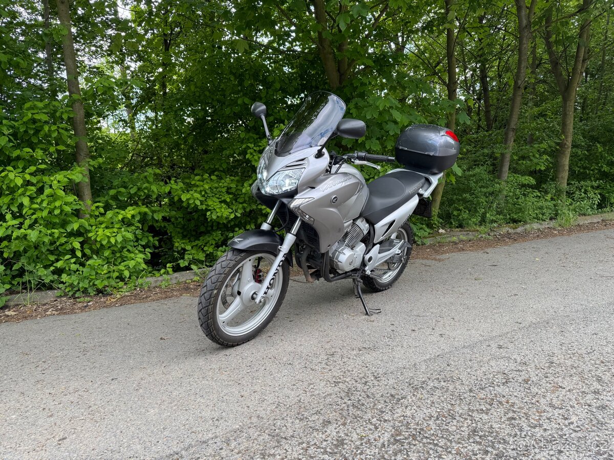 Honda XL 125V Varadero ; 2009 ; 53.000km