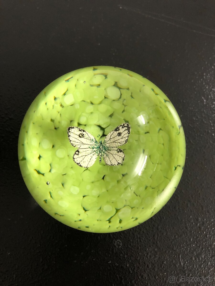 Starožitné těžítko s motýlem - 2