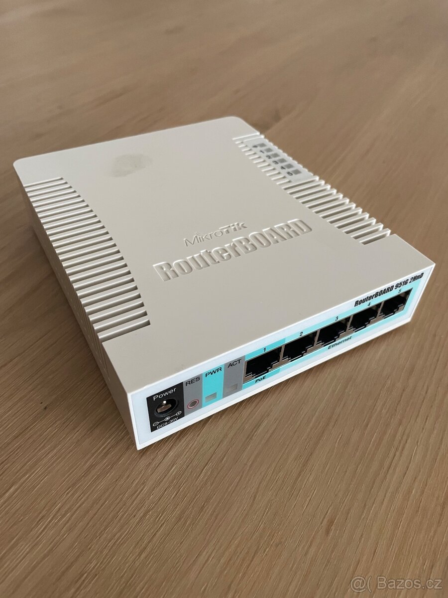 MikroTik RouterBoard 951G 2HnD - 2