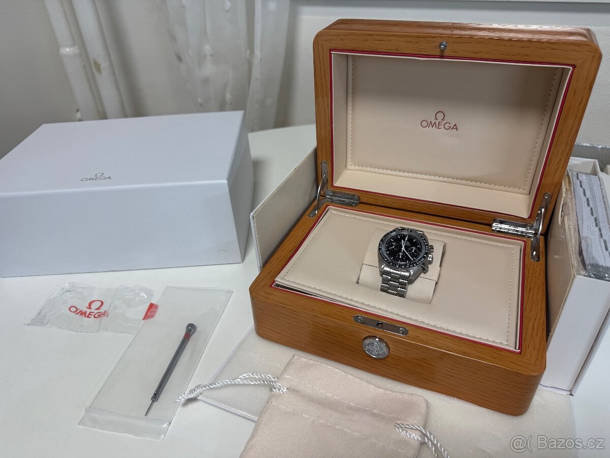 Omega Speedmaster - 2