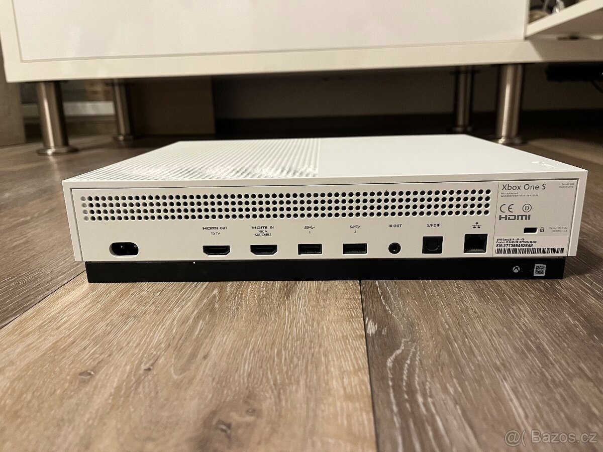 XBOX one S + mechanika - 2