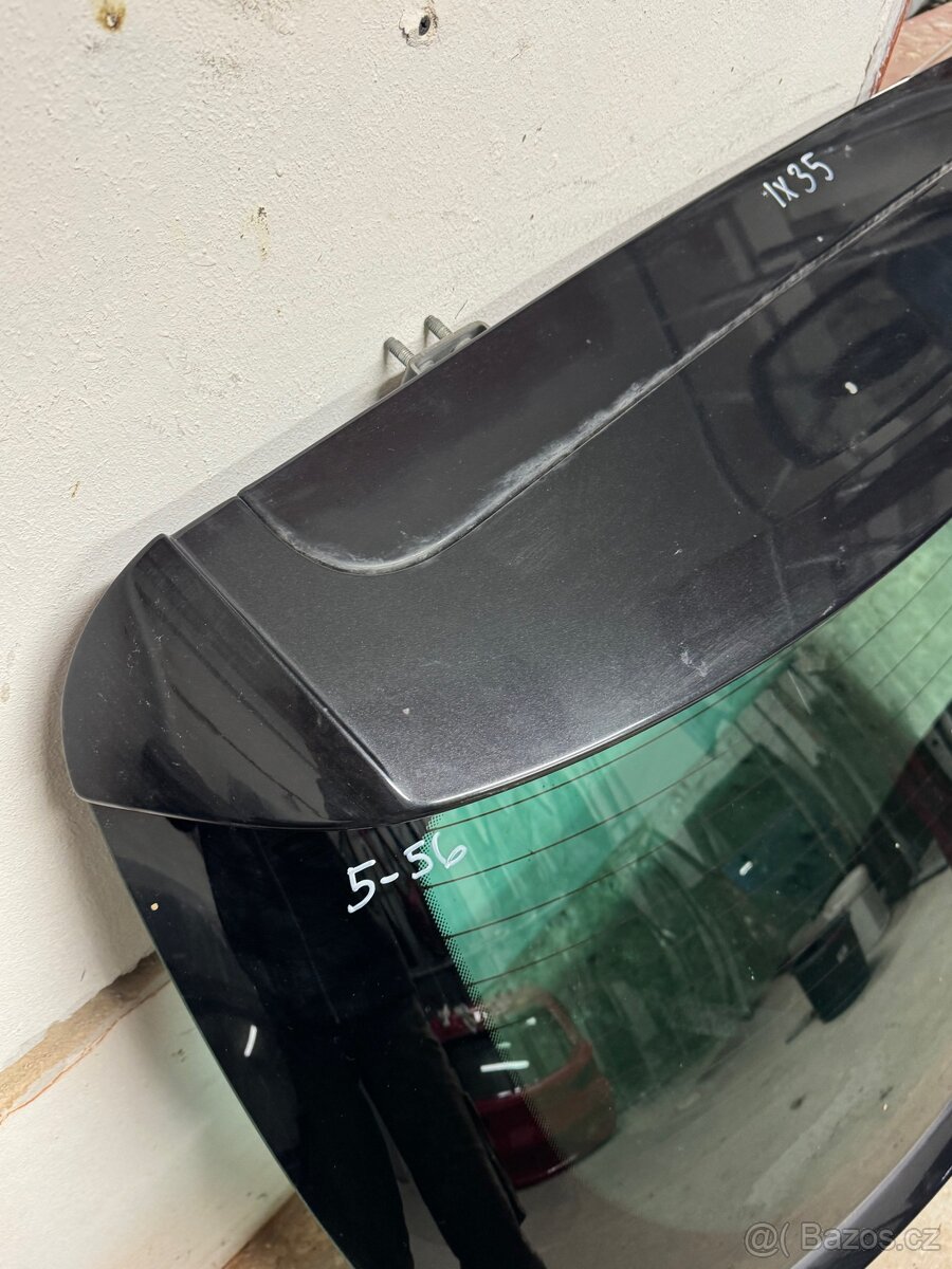 Hyundai ix35, zadní 5. (páté) dveře - 2