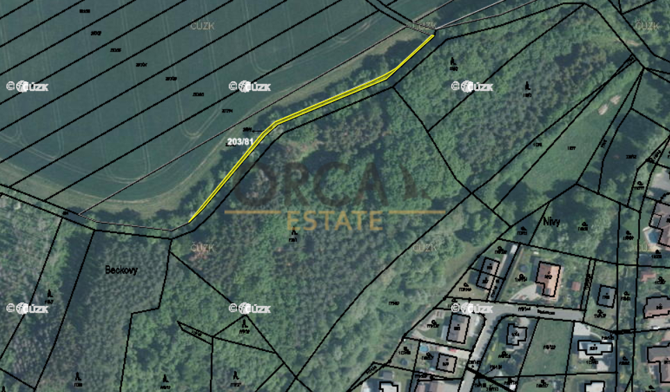 Mladcová, prodej pozemku 281 m2 - 2