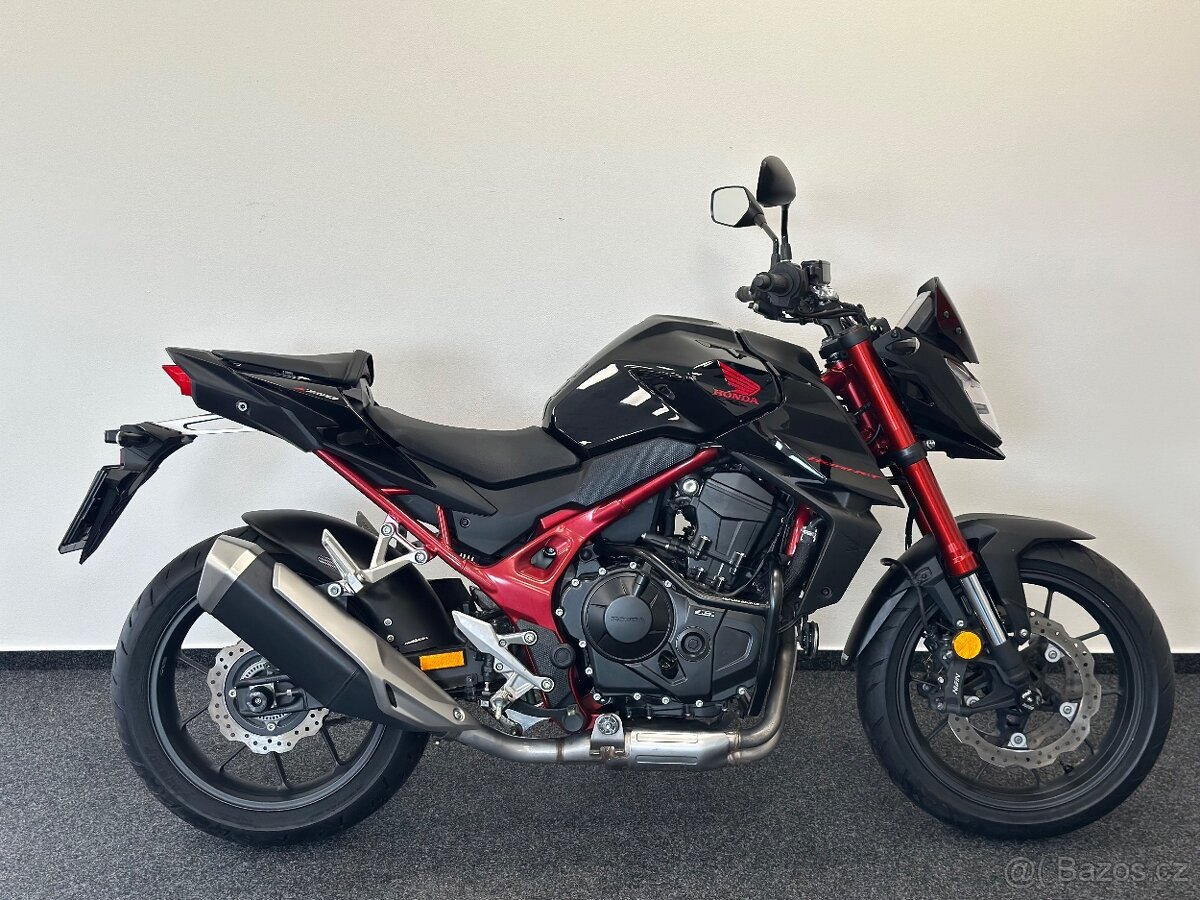 Honda CB 750 Hornet - 2