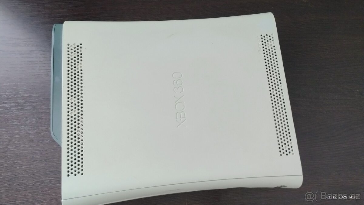 Xbox 360 slim (Bílý) + 5 her - 2