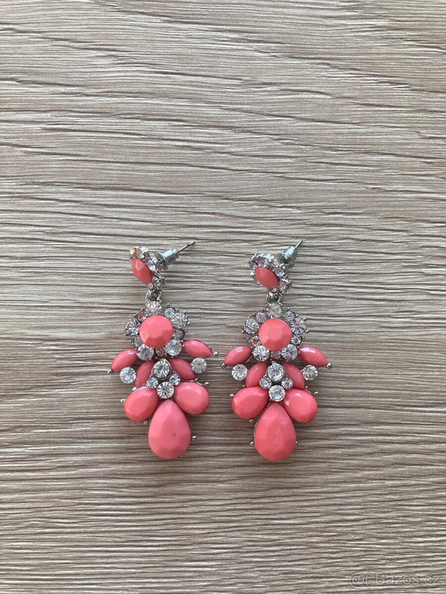 Jemné růžové náušnice se stříbrnými kamínky - 2