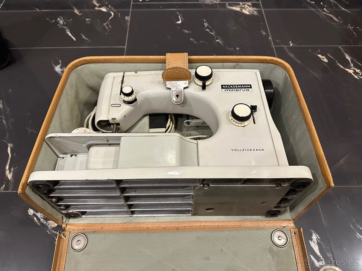 Šicí stroj - Neckermann Minerva - 2