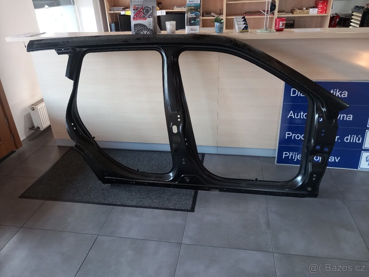 Pravý bok Jeep COMPASS 7/2017- - 2