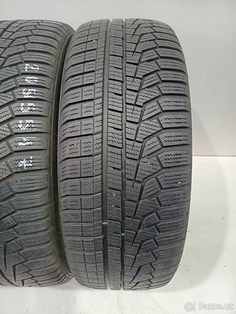 Zimní pneu 205/55/17 Hankook - 2