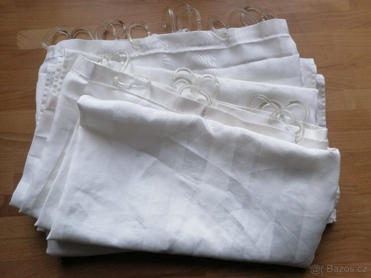 2 bílé sprchové závěsy - 2