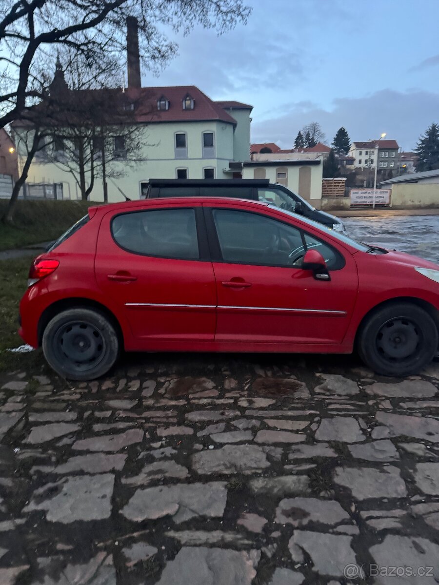 Peugot 207 - 2