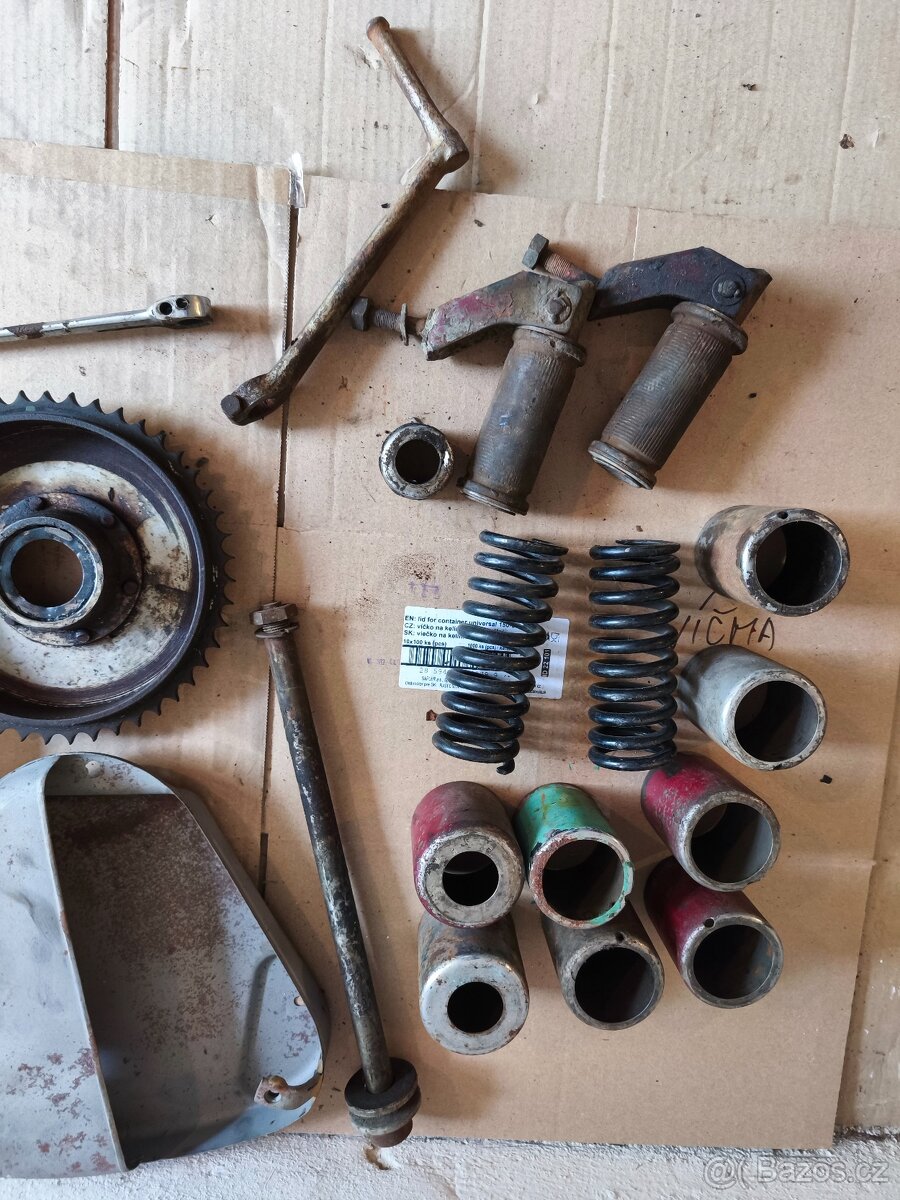 Díly Jawa Pérák 250,350 - 2