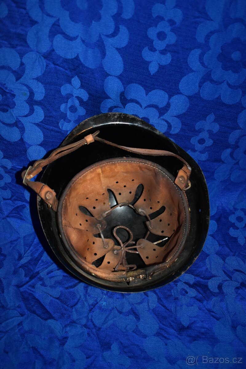 Hasičská přílba - 2