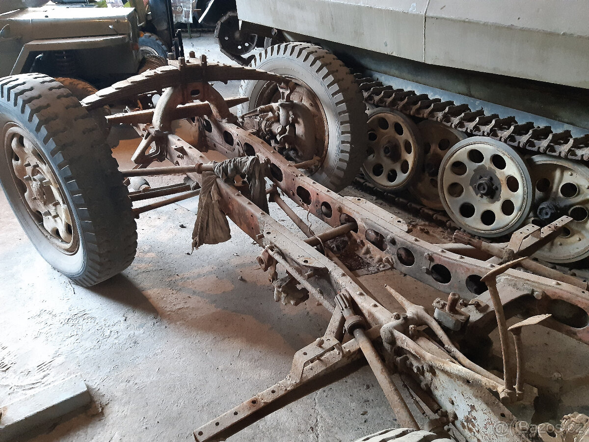 předválečný FIAT SPA AS-37 - 2