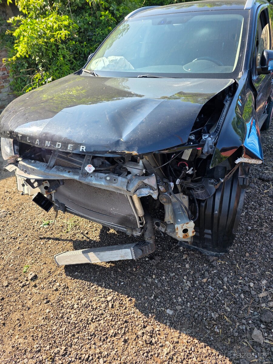 MITSHUBISHI OUTLANDER 3 2.2 DI-D 4N14 2015 - 2