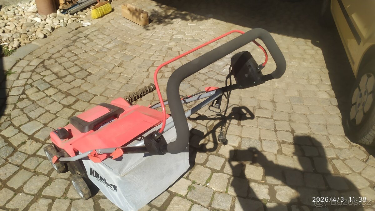 Vertikutátor HECHT 1848 - 2