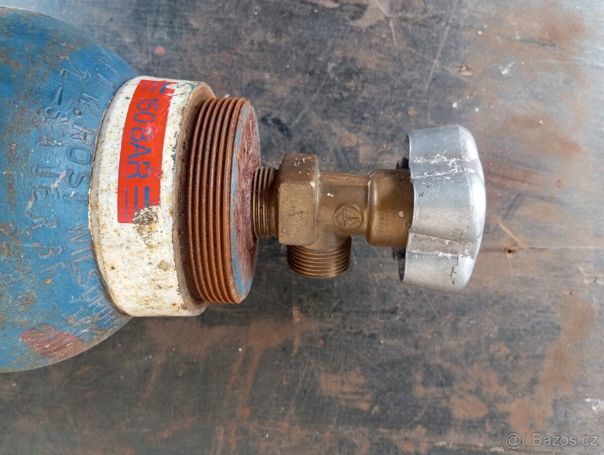 Kyslíková láhev - 2