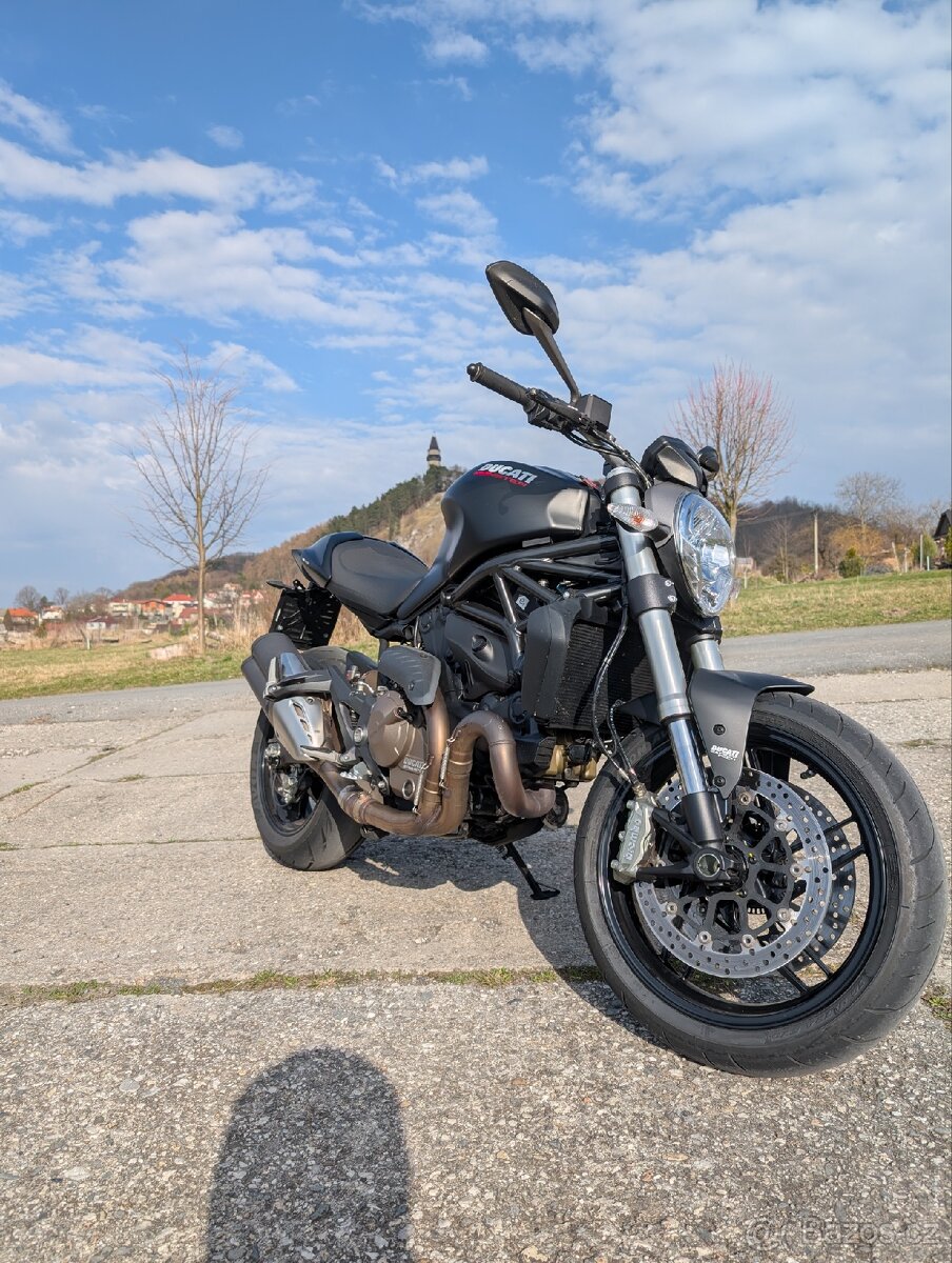 Ducati Monster 821 - 2
