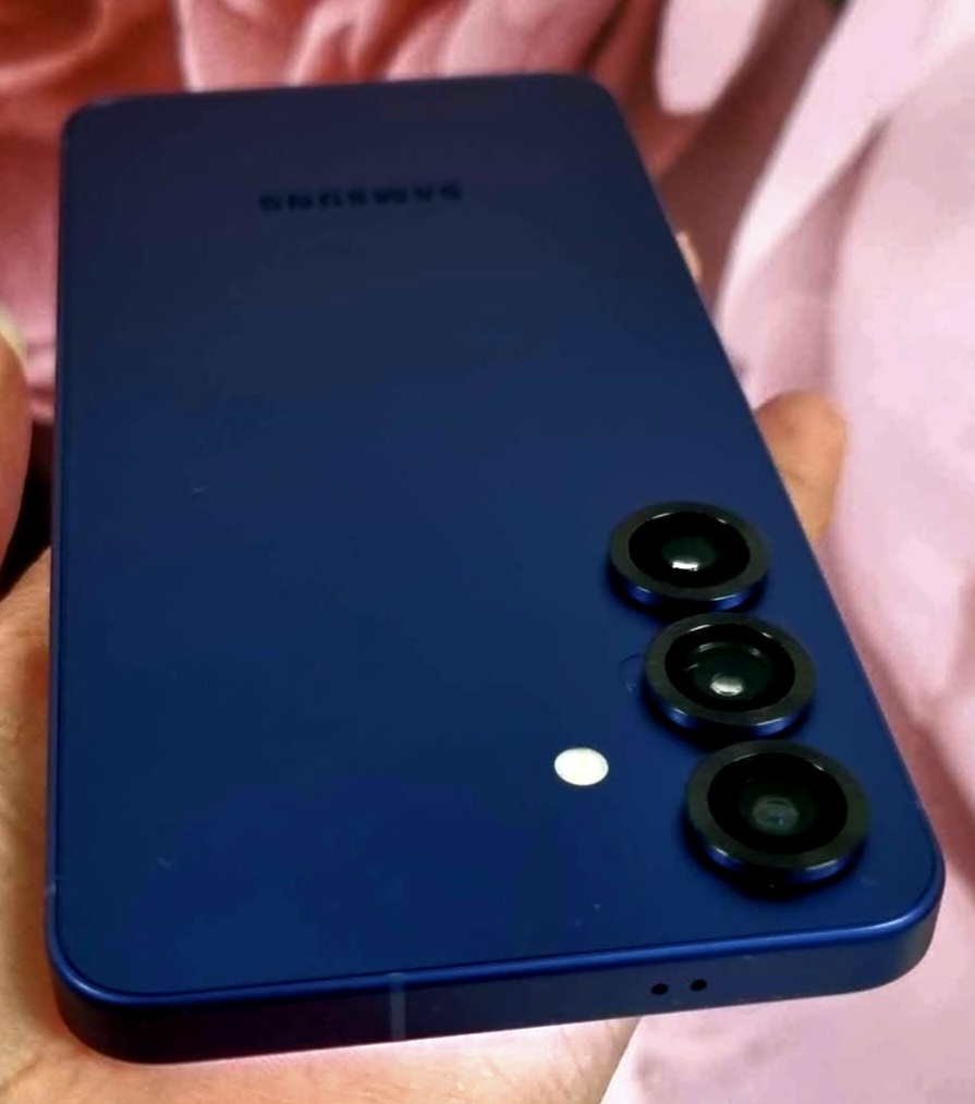 Samsung S25 - 2