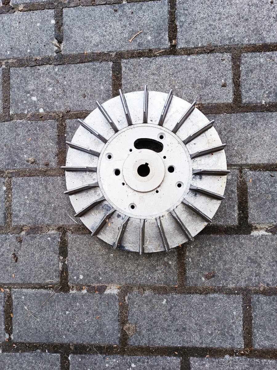 nový kryt magneta s ventilátorem - 2