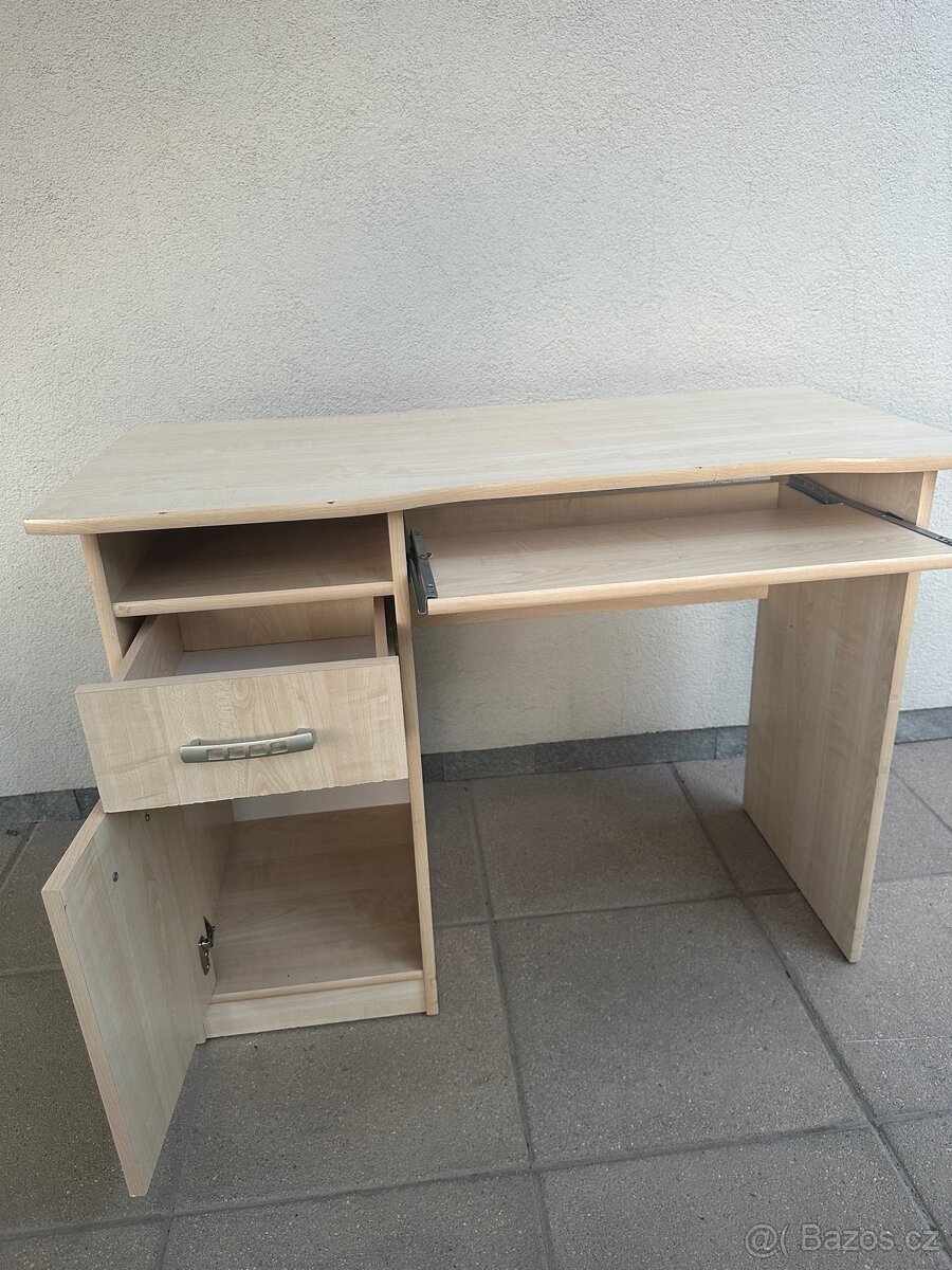Stůl - 2