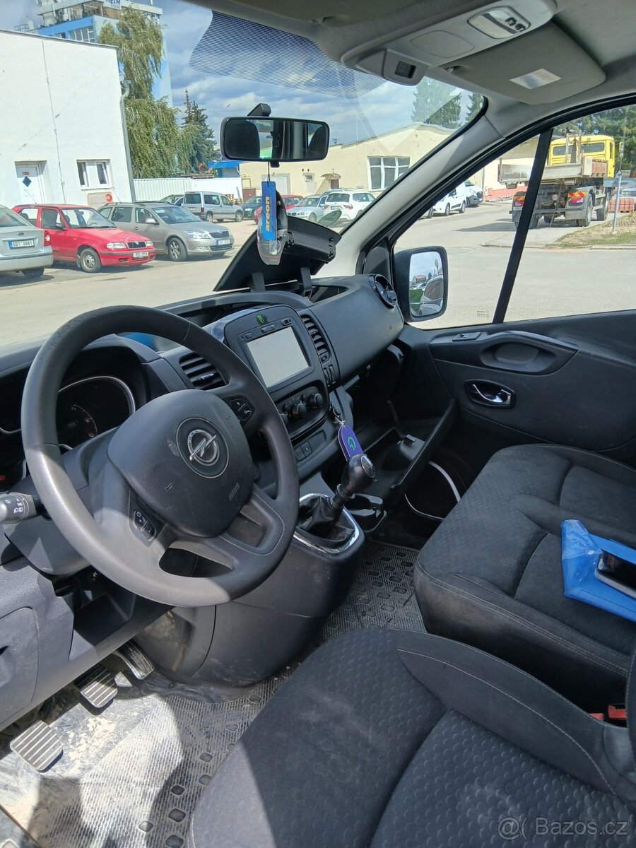 Opel Vivaro 1.6 ccm - 2