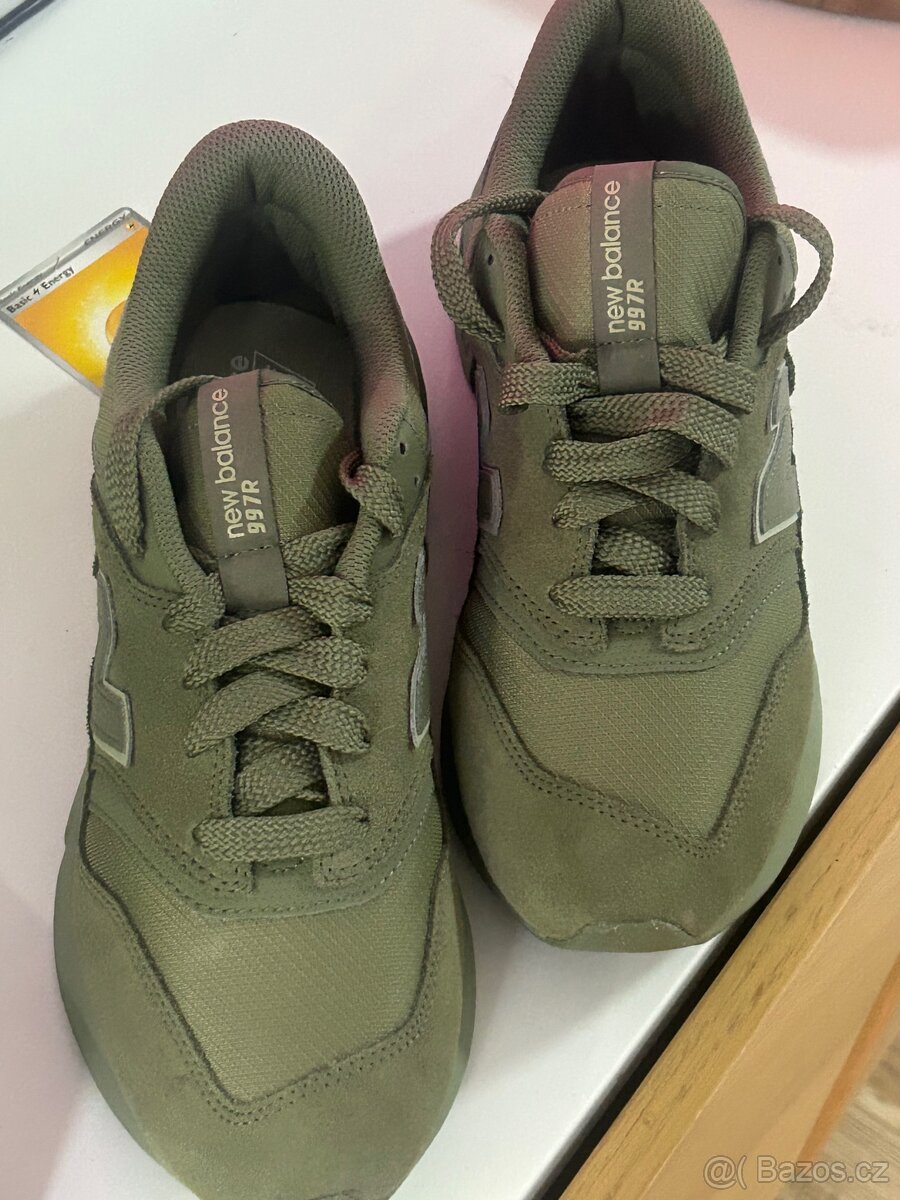 NOVÉ New Balance 997R - 2
