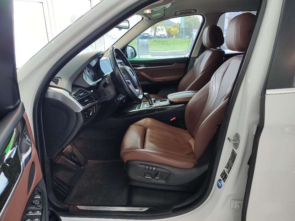 BMW X5 SLEVA (499000 s DPH), XDRIVE 40D 230KW - 2