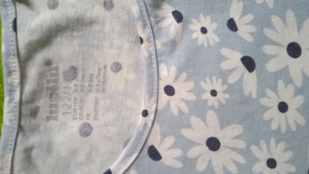 šaty dívčí vel. 122/128 - 2