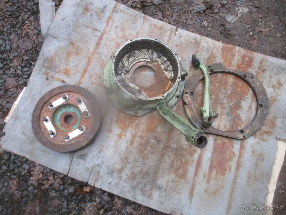 příruba na motor Slavia 1d80 a 1d90 - 2