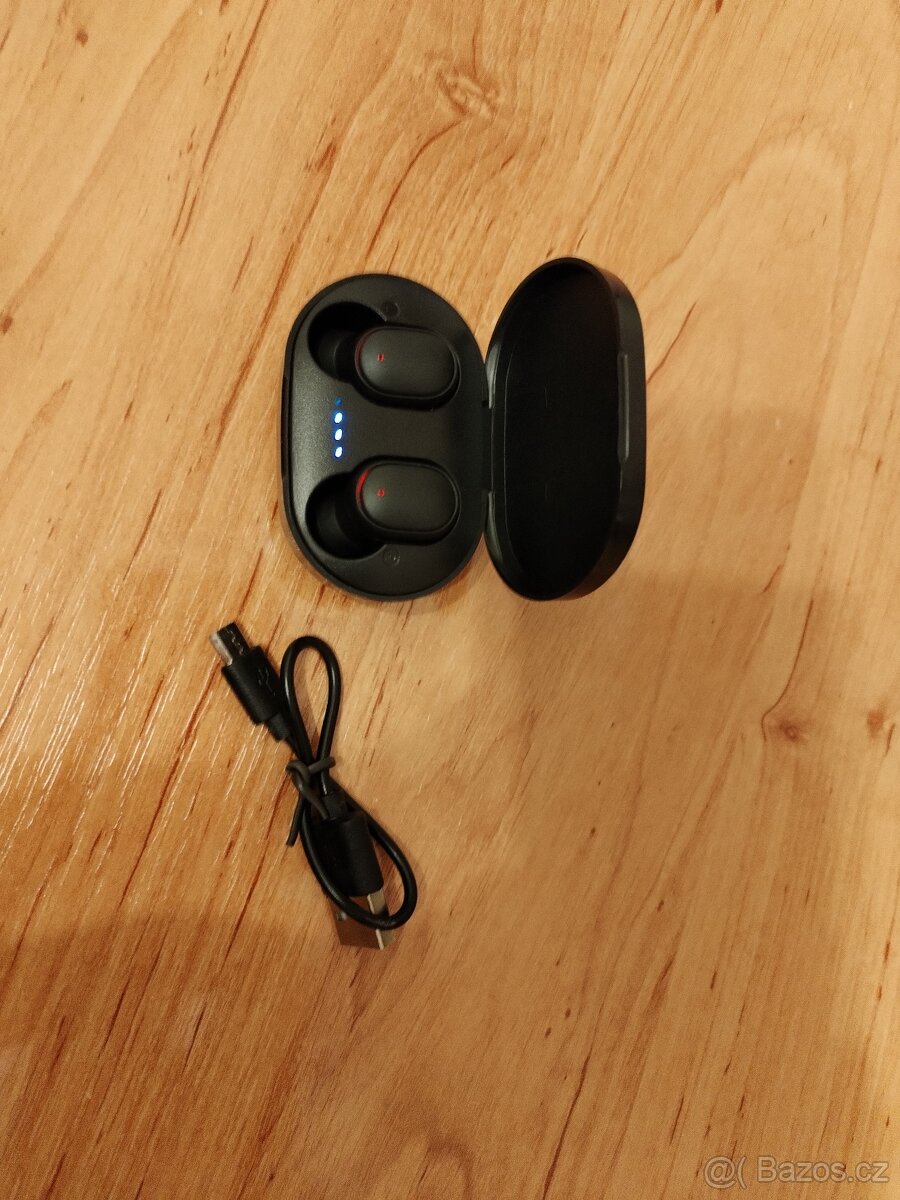 Bezdrátové sluchátka plně funkční - 2