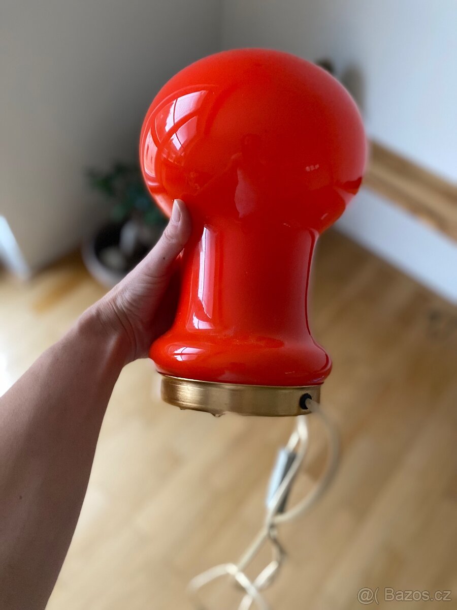 Retro červená lampa - 2