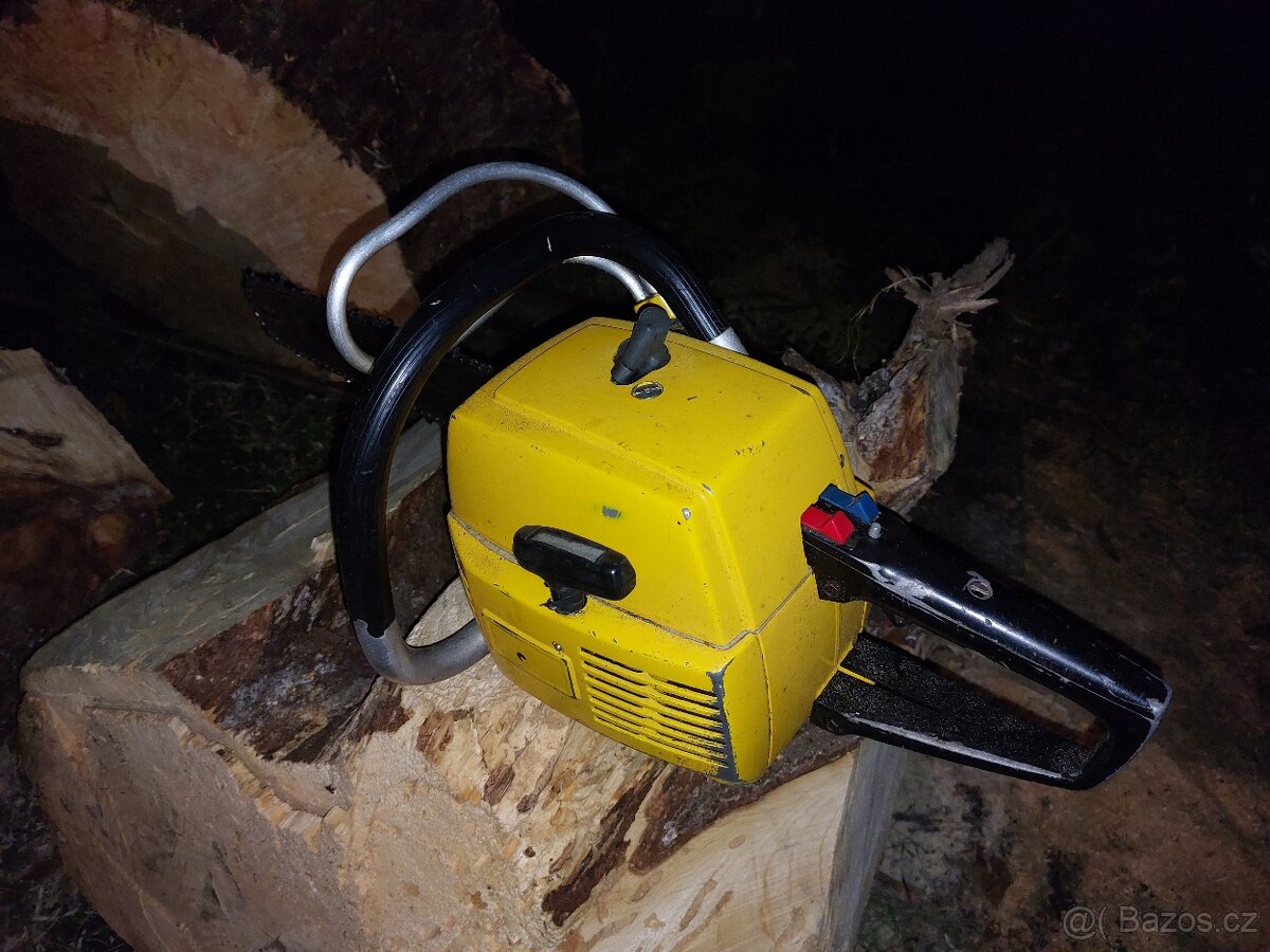 Stará motorová pila PARTNER R16 - 2