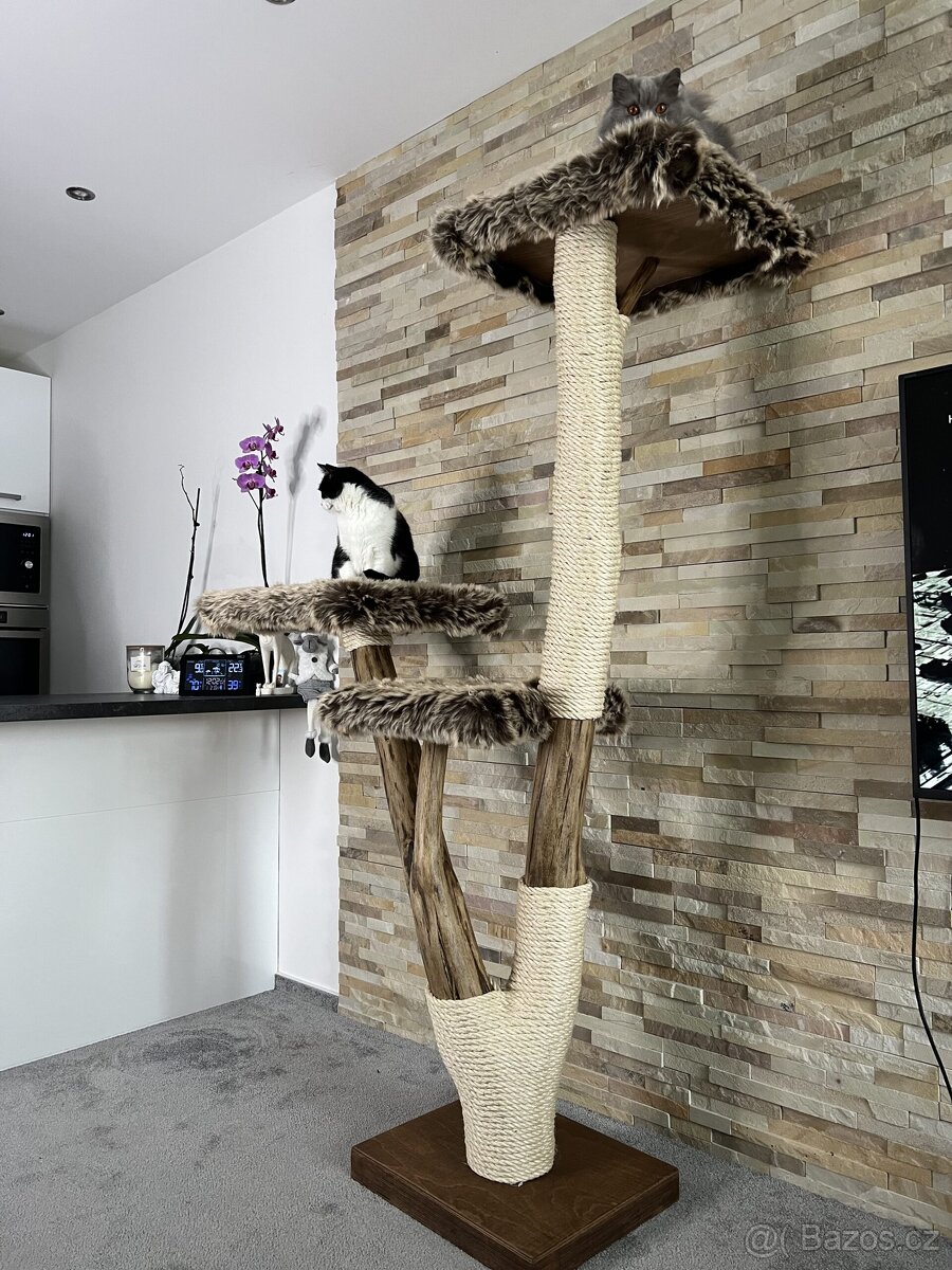 Škrabadlo pro velké kočky - 2